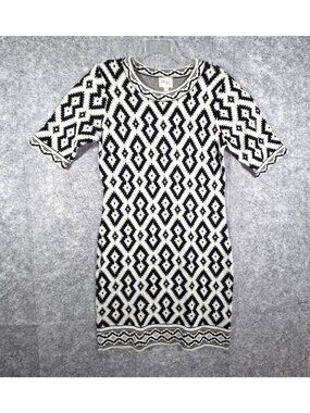 ECI Beige Sweater Dress Womens Large Black Beige Aztec Knit Short Sleeve Sheath